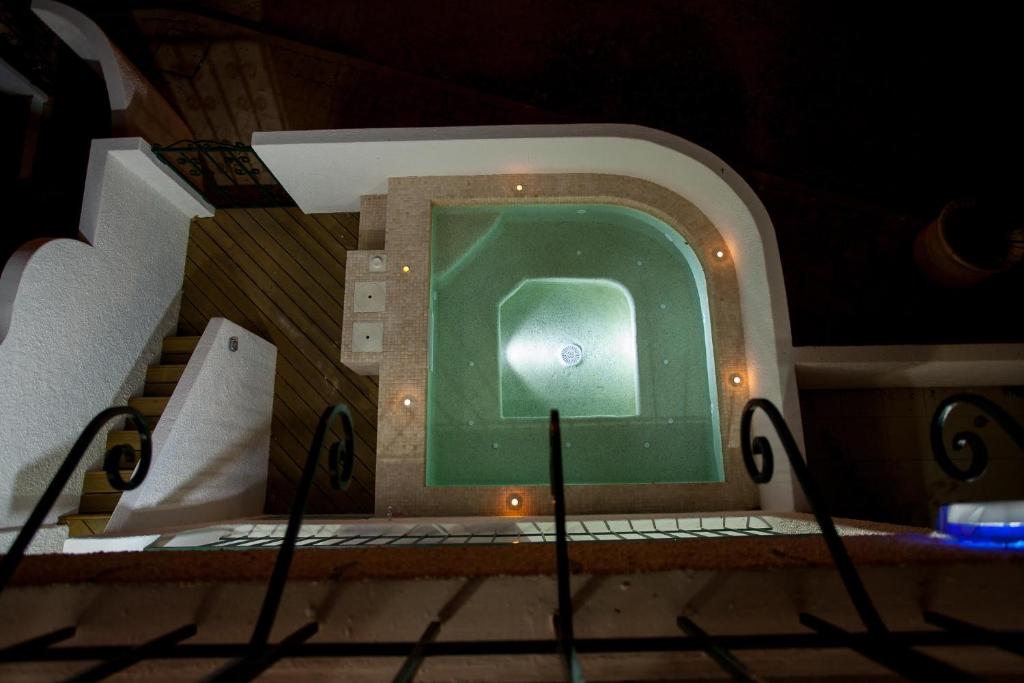 Waterside Village room 6